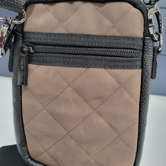 Haute Shore Casey Espreso Cell Phone Case Bag - Picture 5 of 10